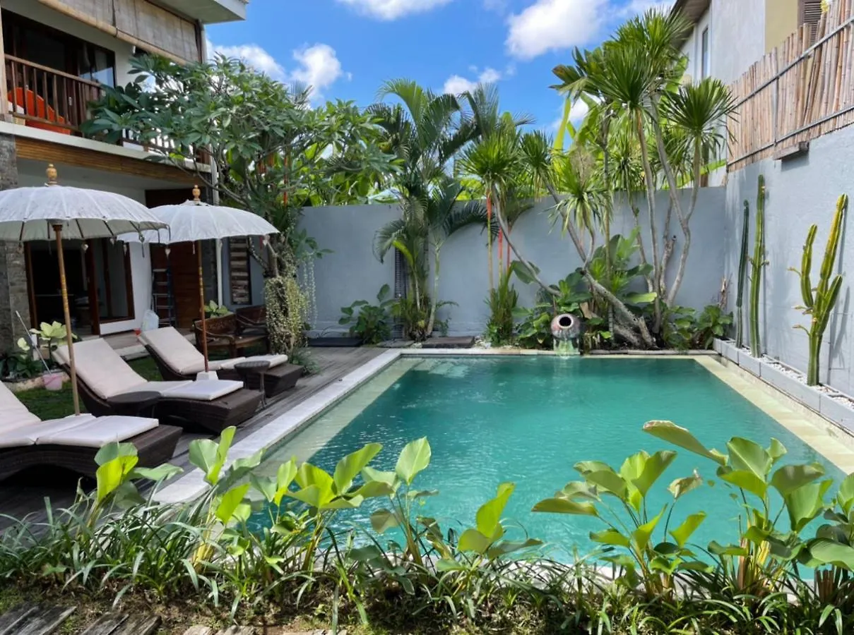 Balcony Living Apartment Seminyak 2*,  Indonesien